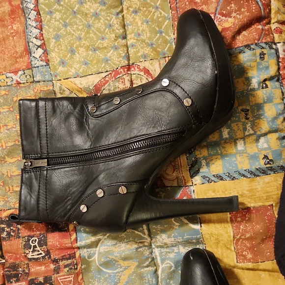 Womens bootie heels - Picture 7 of 12